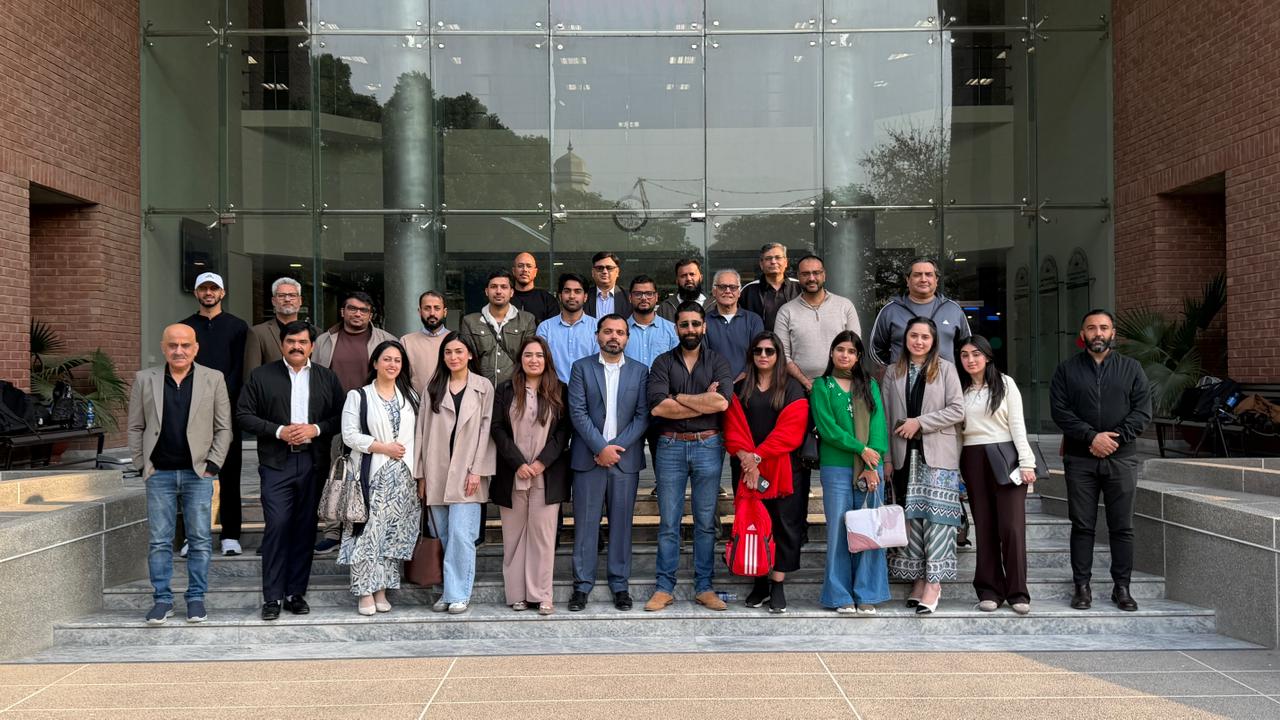 The AI Launchpad: Demystifying the Future for Modern Leaders